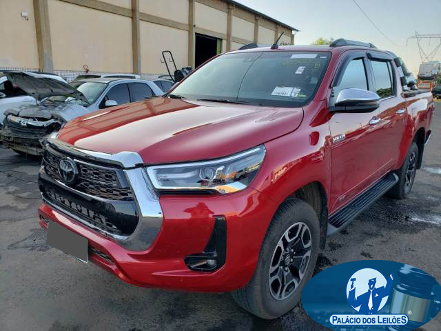 TOYOTA HILUX 2.8 21/21