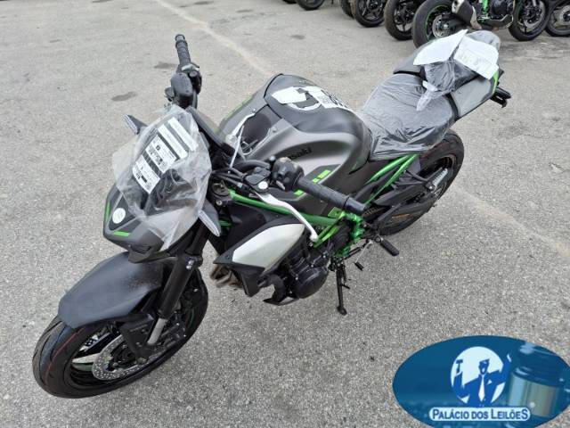 KAWASAKI Z900 25/26