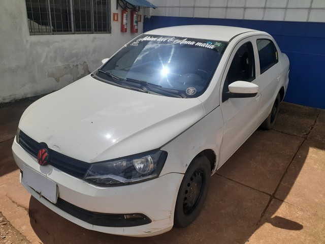 VOLKSWAGEN VOYAGE 14/15